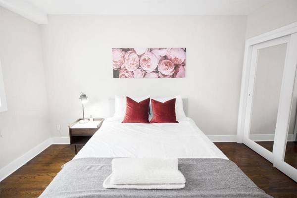 2-bedroom Suite on Corydon Ave parking included!