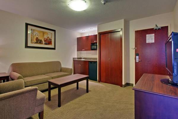 Holiday Inn Express & Suites Whitecourt an IHG Hotel