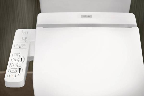 Coast Coal Harbour Vancouver Hotel by APA