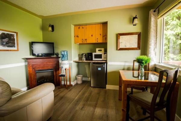 Wild Pacific Guest Suites