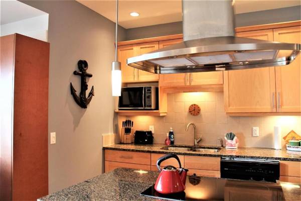 Marina View on the Harbour