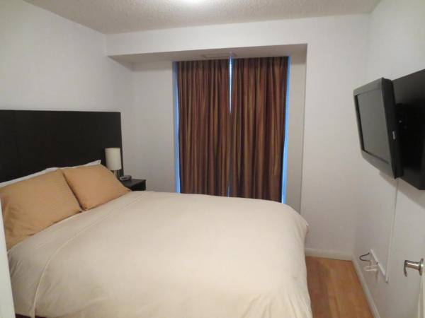 Toronto Luxury Accommodations - University Plaza