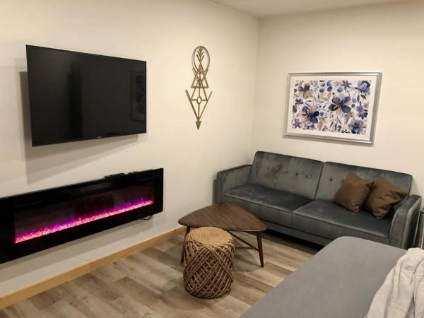 Stone Cove Waterfront Adults Only B&B