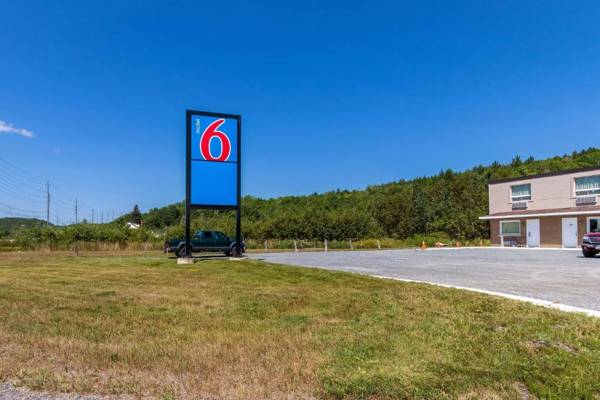 Motel 6-Sudbury ON