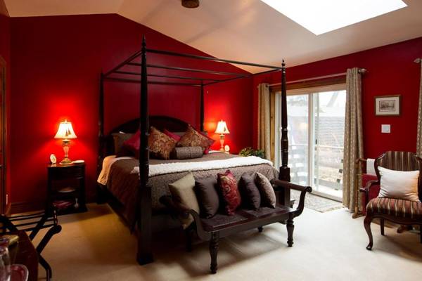 Hatfield House on Hibernia