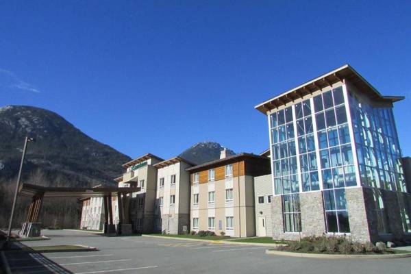 Sandman Hotel and Suites Squamish