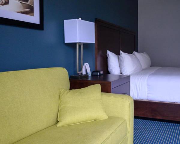 Days Inn by Wyndham Sarnia Harbourfront