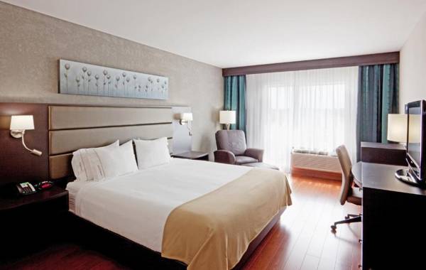 Holiday Inn Express Hotel & Suites Saint - Hyacinthe an IHG Hotel