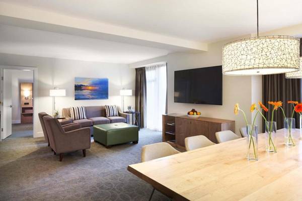 Pacific Gateway Hotel at Vancouver Airport