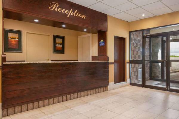 Days Inn by Wyndham Renfrew Conference Centre