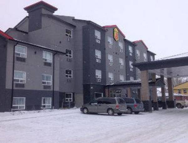 Super 8 by Wyndham Regina