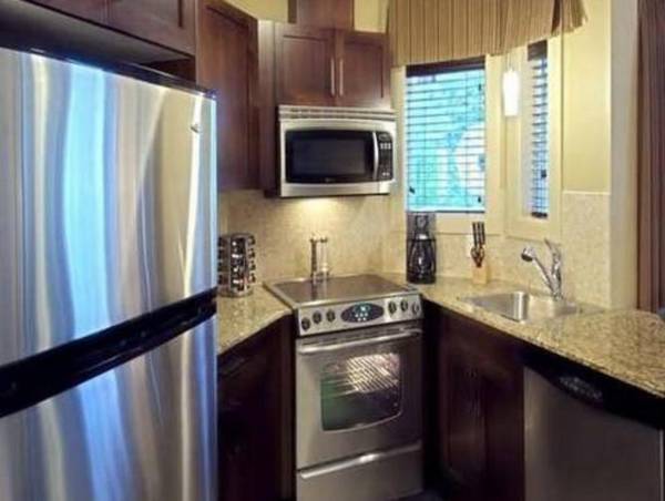 Pacific Shores Resort and Spa