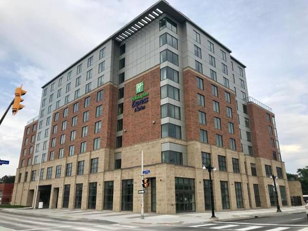 Holiday Inn Express & Suites - Ottawa Downtown East an IHG Hotel