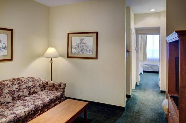 Lakeview Inns & Suites - Okotoks