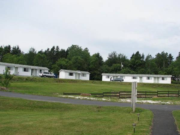 MacNeil's Motel