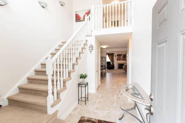 Fallsview Family Home