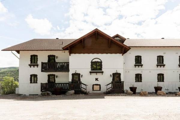 InstantSuites- Beautiful 2 BR Unit in heart of Mont-Tremblant