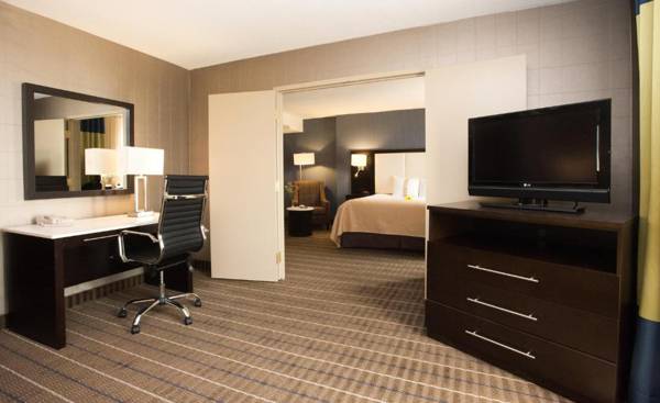 Holiday Inn & Suites Mississauga West - Meadowvale an IHG Hotel