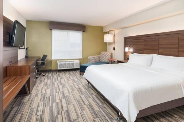Workspace - Holiday Inn Express Hotel & Suites Milton an IHG Hotel