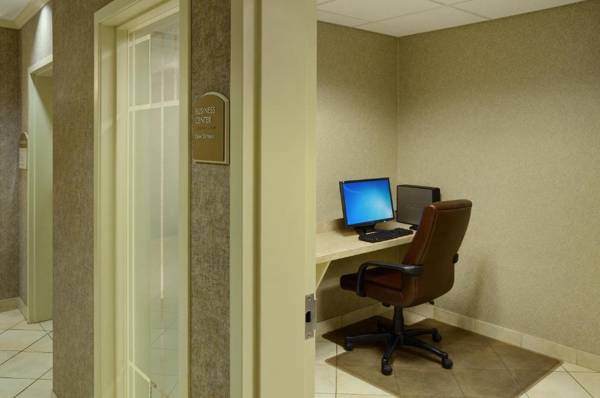 Workspace - Holiday Inn Express & Suites Medicine Hat an IHG Hotel