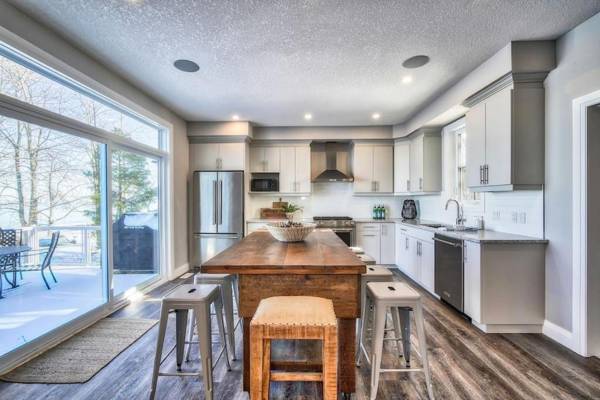 Christie Beach 3 Bedroom Vacation Home 80999