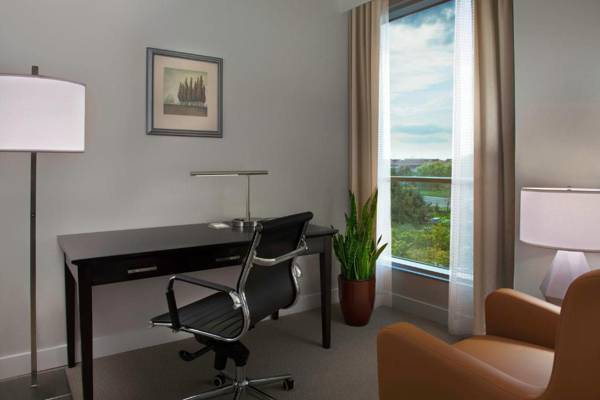 Workspace - Hilton Suites Toronto-Markham Conference Centre & Spa