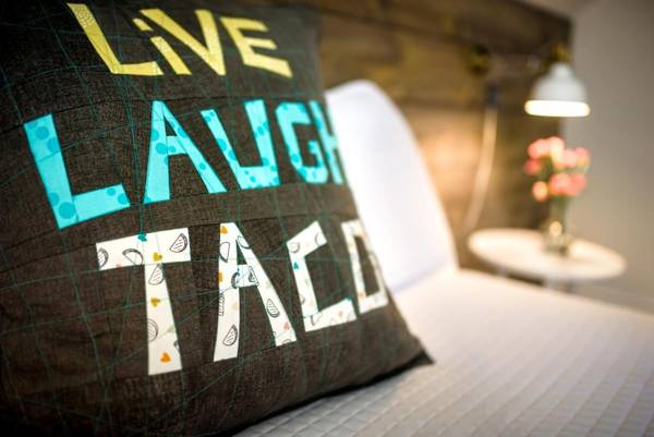 The Kitch'inn - Boutique Inn and Wine Bar