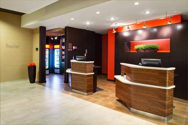 Courtyard by Marriott London