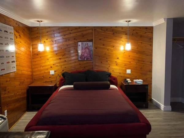 Motor Court Motel