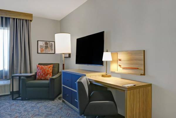 Candlewood Suites - Kingston West an IHG Hotel