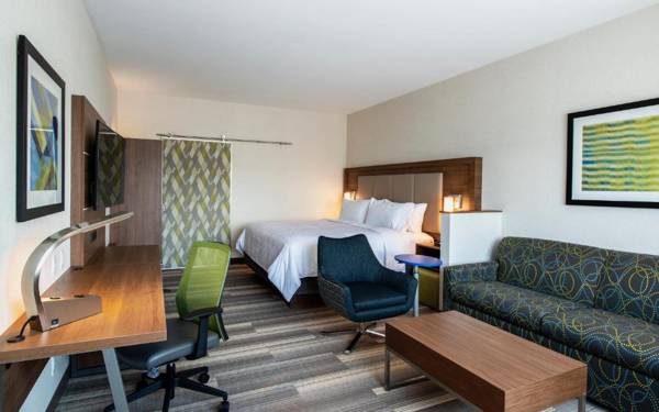 Workspace - Holiday Inn Express & Suites Kelowna - East an IHG Hotel