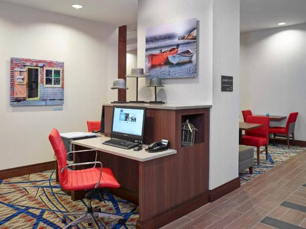 Workspace - Hampton Inn by Hilton Halifax Downtown