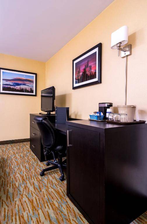 Workspace - Sinbads Hotel & Suites