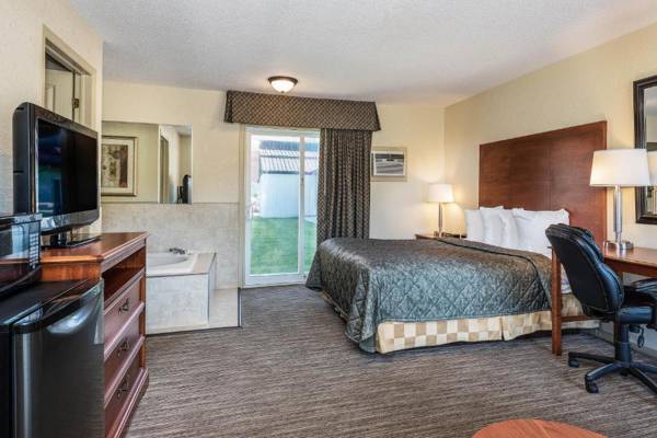 Travelodge by Wyndham Gananoque