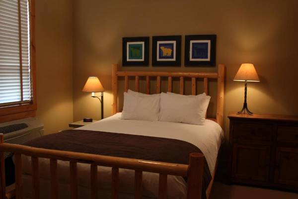 Timberline Lodges by Fernie Lodging Co