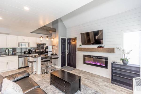 The Grand View @ Blue