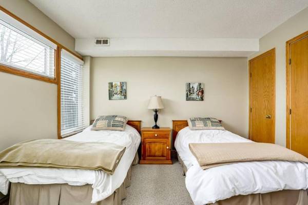 Ski In Out Mountainside Chalet 83001