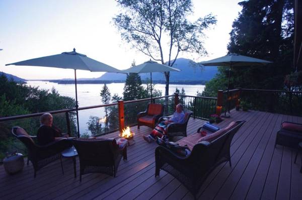 The Fraser River's Edge B&B Lodge