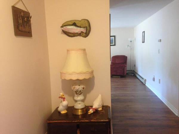 Wright's Creek Apartment