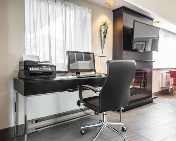 Workspace - Comfort Inn