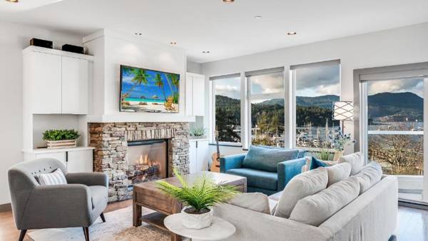 Bliss by the Bay w/ Amazing Rooftop Patio