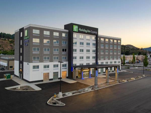 Holiday Inn Express & Suites - Brandon an IHG Hotel