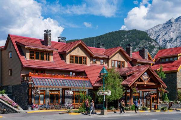 Banff Ptarmigan Inn