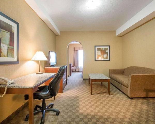 Comfort Inn & Suites Airdrie