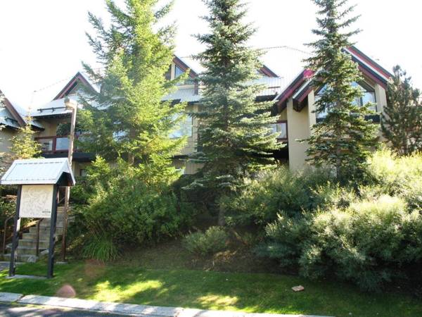 Villas Snowberry by Whistler Retreats