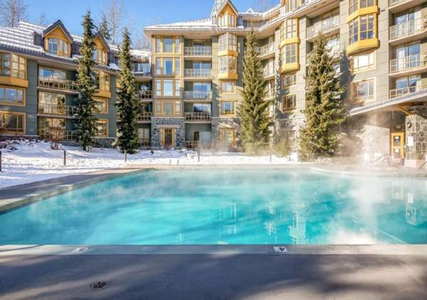 Whistler Cascade Lodge by TS