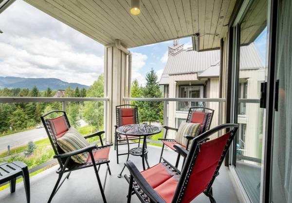 Wildwood Lodge by Cozystay Signature Whistler