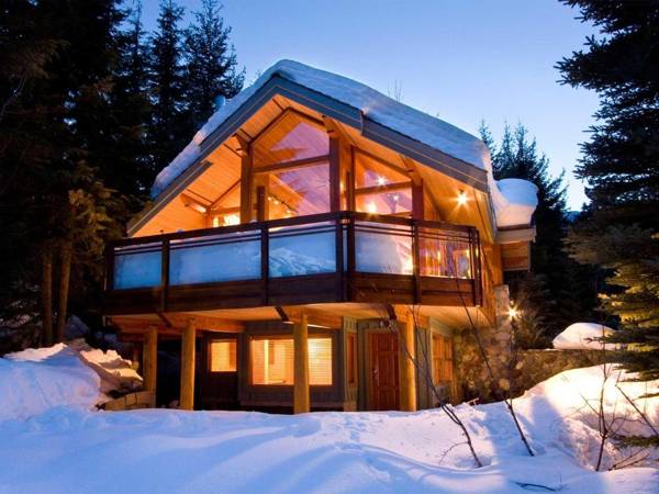 Luxury 5 Bedroom Blueberry Chalet