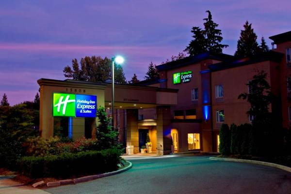 Holiday Inn Express and Suites Surrey an IHG Hotel