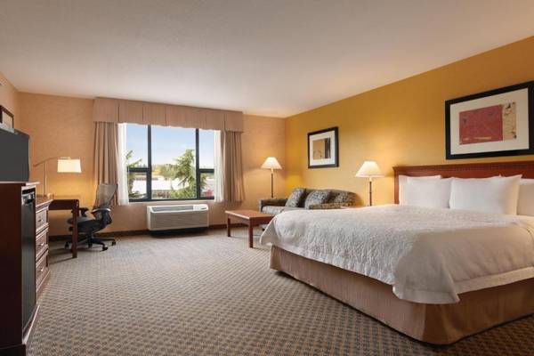 Hampton Inn & Suites by Hilton Langley-Surrey